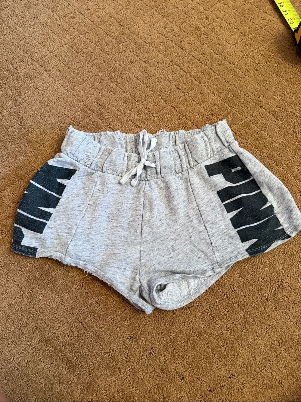 Victoria’s Secret PINK mid Rise Heathered Gray Cheeky Shorts Women’s Size XS